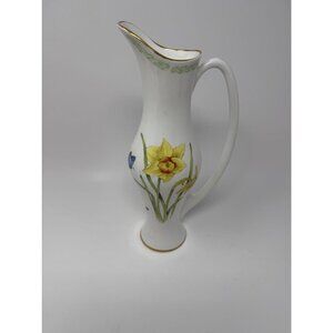 BRENDA WALTON'S Innisfree Royal Tara Vase/Pitcher Fine Bone Made in Ireland